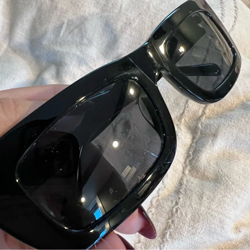 Vehla Florence sunglasses - Picture 6 of 9